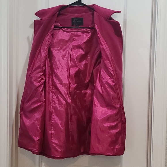 Adorable pink pea coat. - Picture 9 of 11